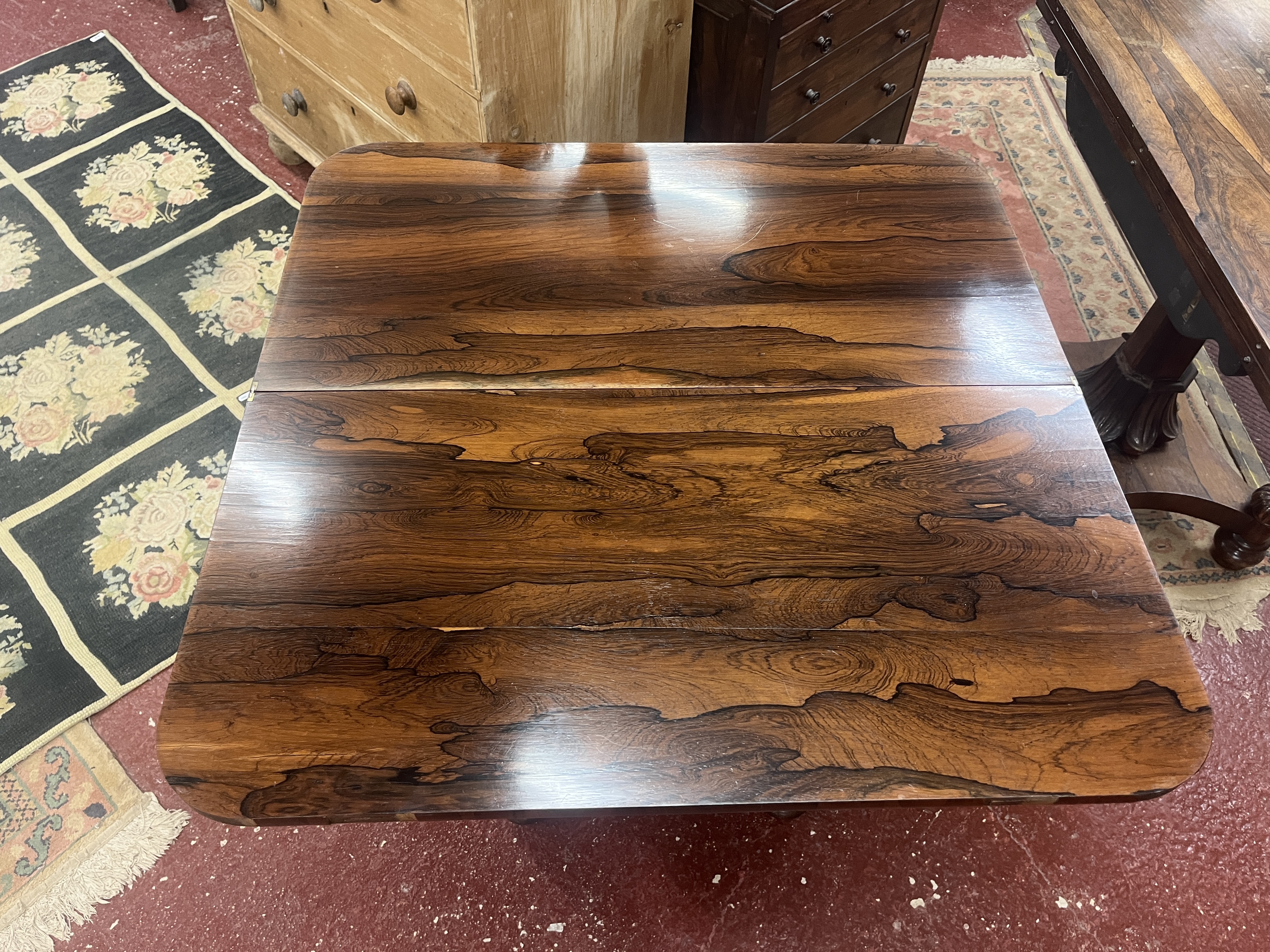 Fine pair of William IV rosewood tea tables - Image 5 of 5