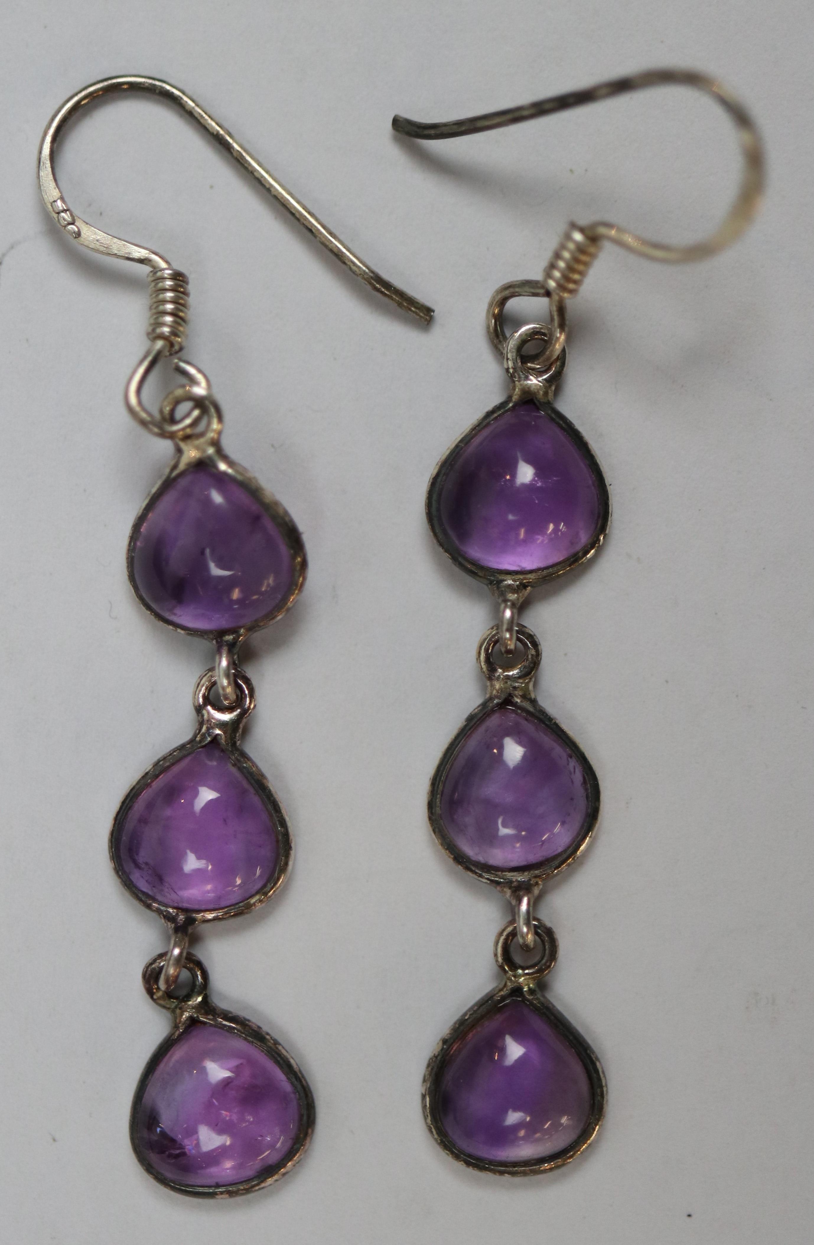 Collection of jewellery to include a Belinda Terry necklace and earring set - Image 4 of 5