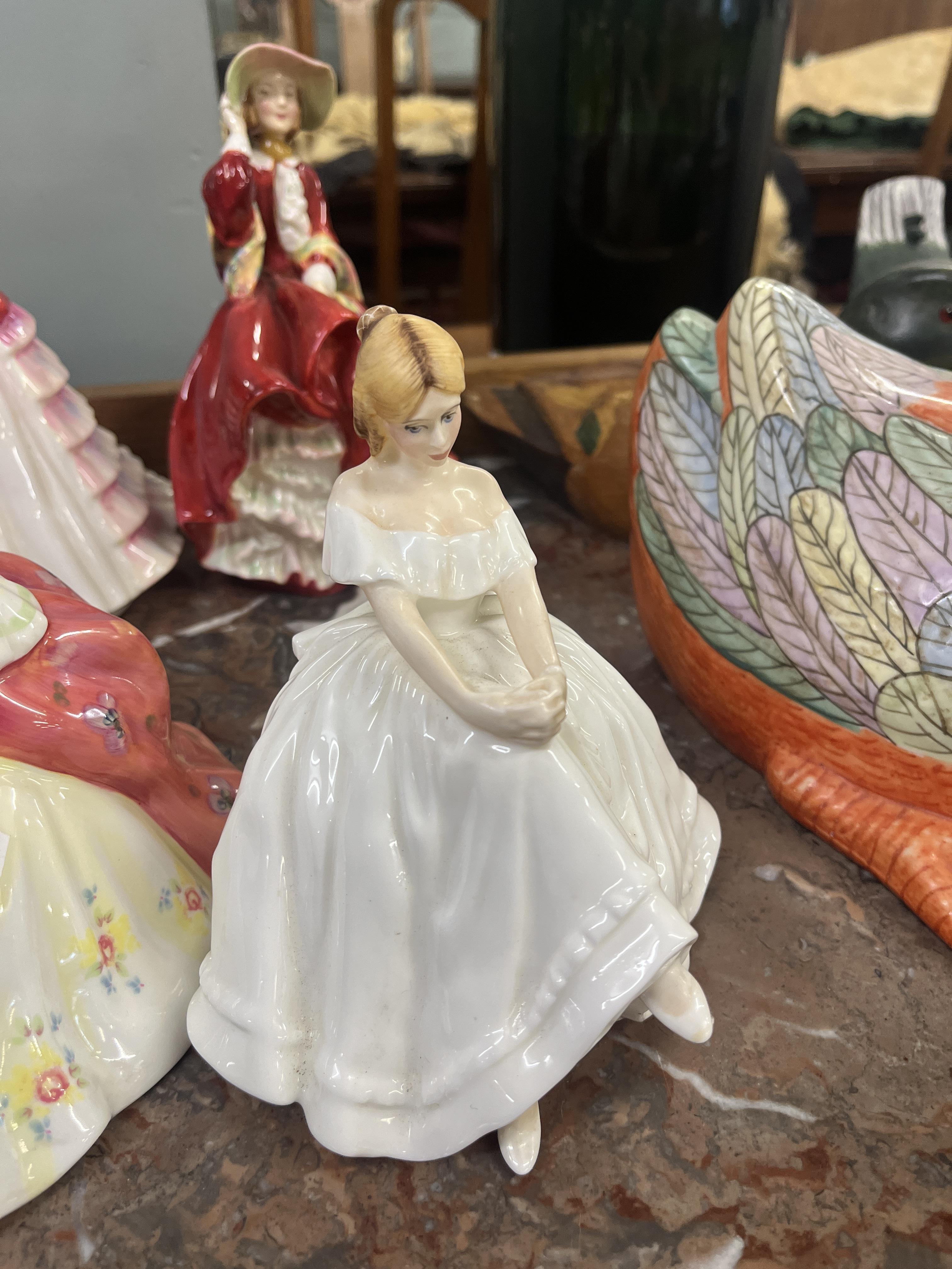 Collection of Royal Doulton figurines - Image 10 of 15