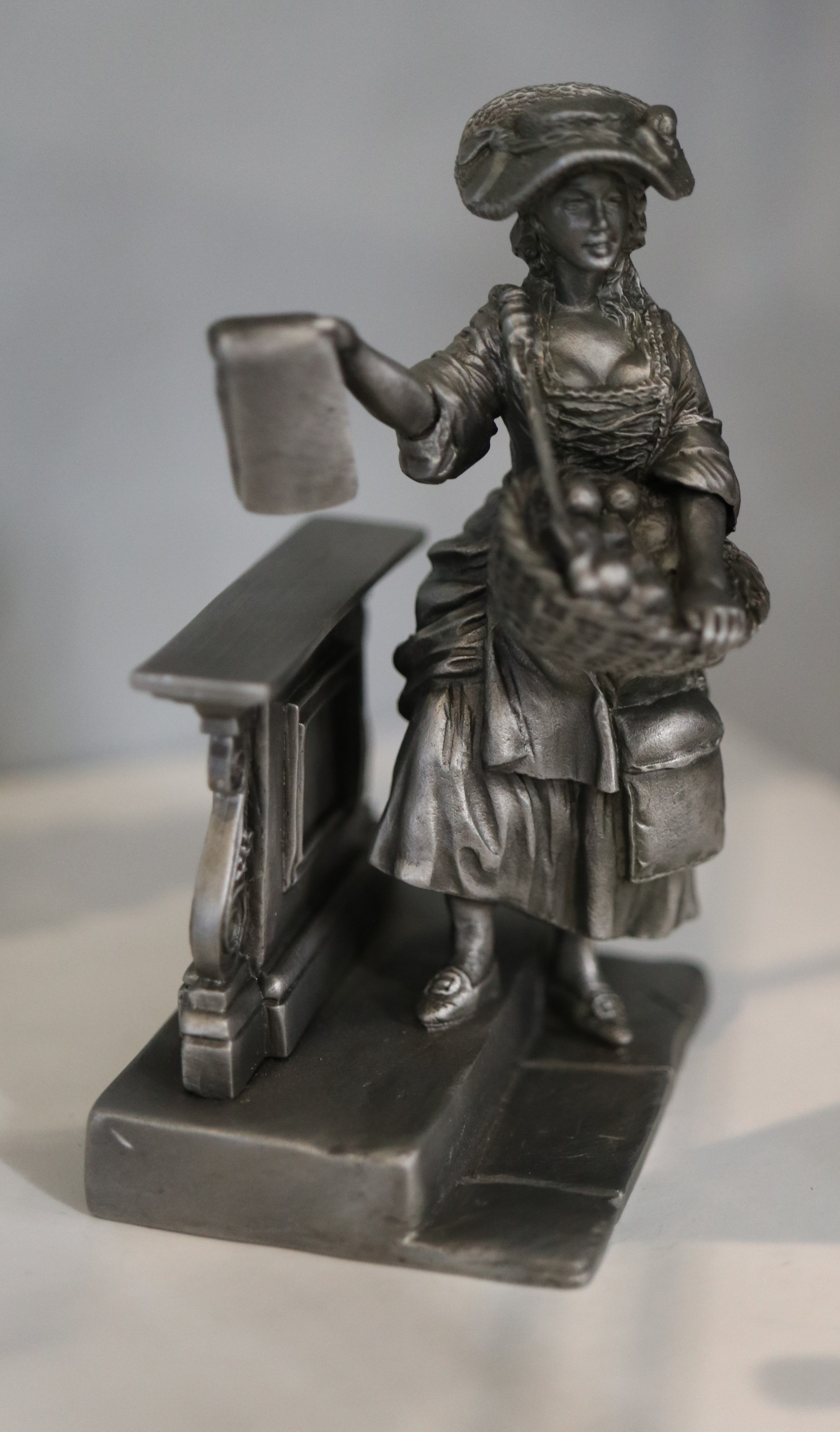 Complete collection of pewter figurines the Cries of London in original boxes - Image 7 of 13