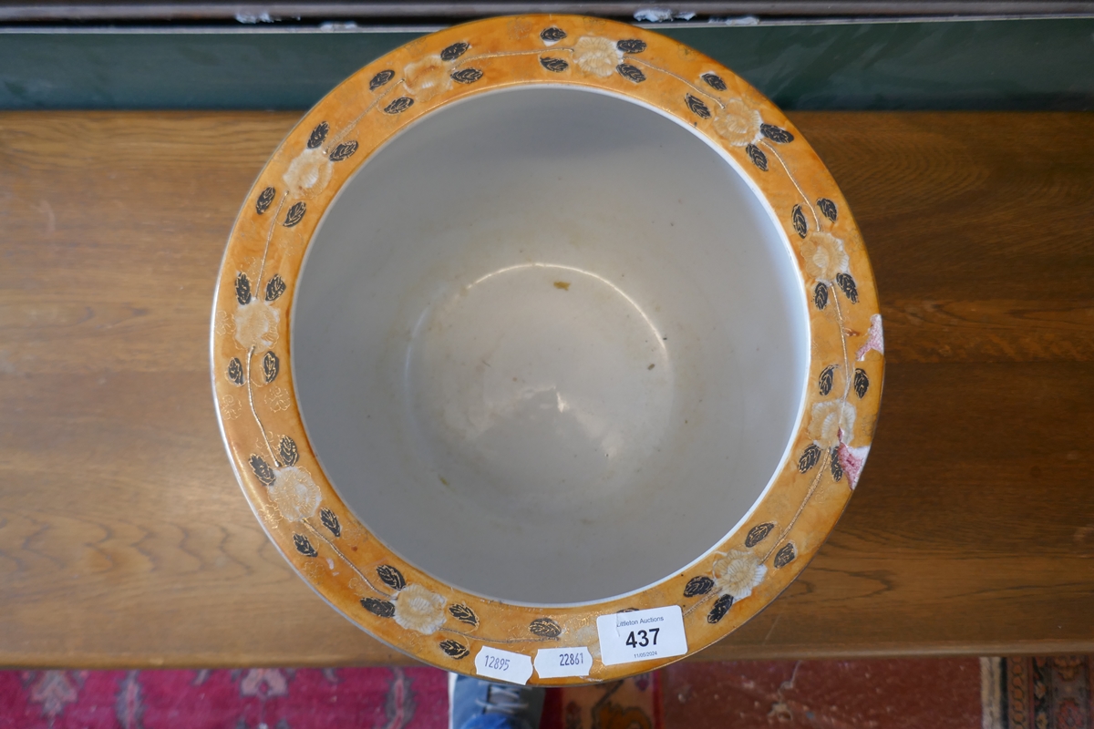 Oriental bowl adorned with birds - Approx H: 25cm x D: 32cm - Image 2 of 5