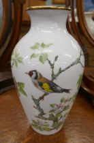Vintage 1981 Franklin Woodland Birds by Basil Ede vase - Approx height: 30cm