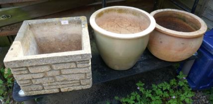 3 garden pots