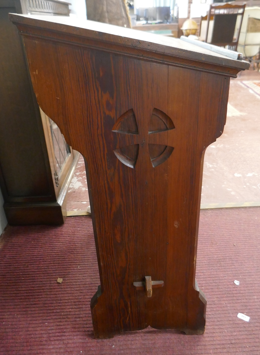 Pitch pine lectern from a chapel in Warwickshire - Image 4 of 4