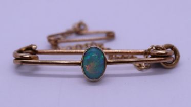 9ct gold opal brooch