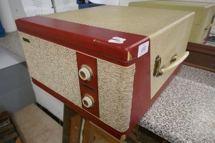 Vintage Pilot record player - Working