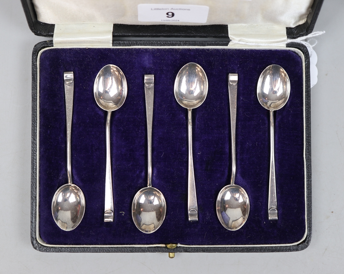 Cased set silver handled butter knives together with cased Hukin & Heath silver teaspoons - Image 2 of 3