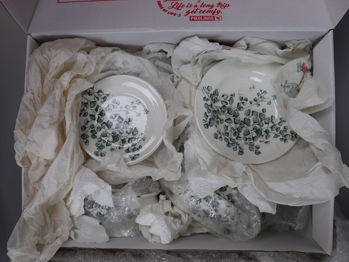 Collection of cups & saucers to include miniature examples - Image 3 of 9