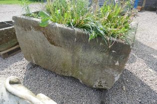 Enormous 16th century sandstone trough from Ludlow racecourse - Approx size: W: 180cm D: 98cm H: