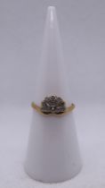 9ct gold ring - Size K