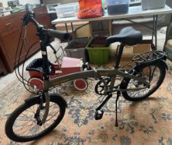 Folding Raleigh bicycle in good working condition