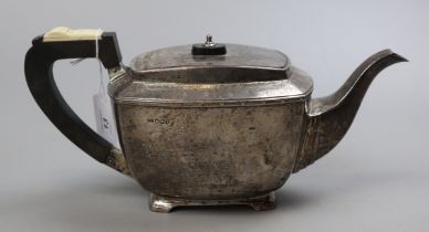 Hallmarked silver teapot - Approx weight 709g