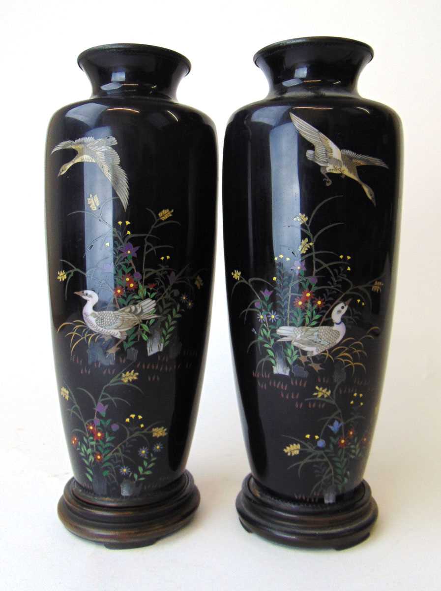 A pair of Japanese cloisonne vases, late Meiji/early Taisho, decorated with geese within - Image 3 of 8