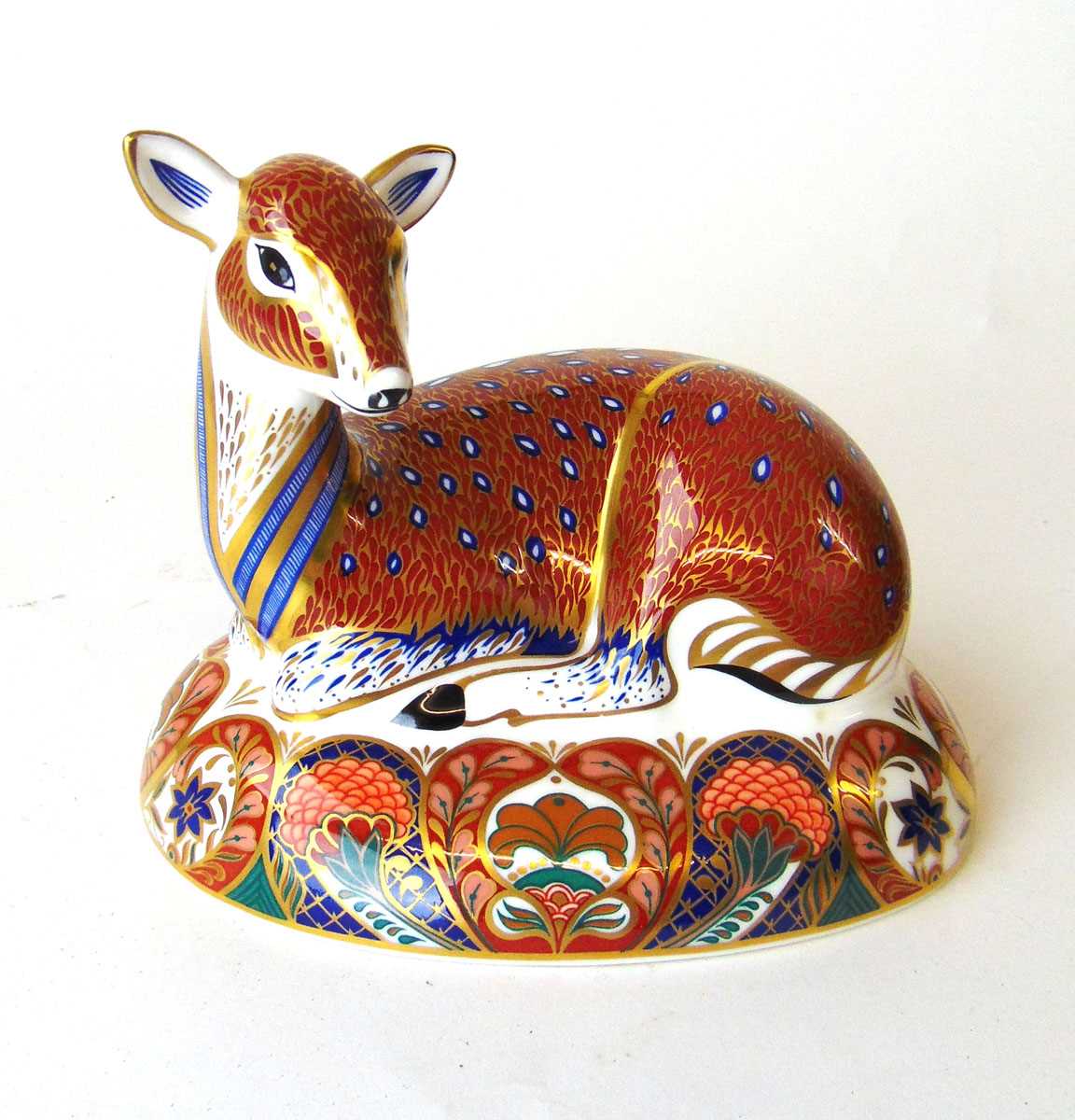 A Royal Crown Derby Imari paperweight modelled as a Roe deer, designed exclusively for the - Image 2 of 2