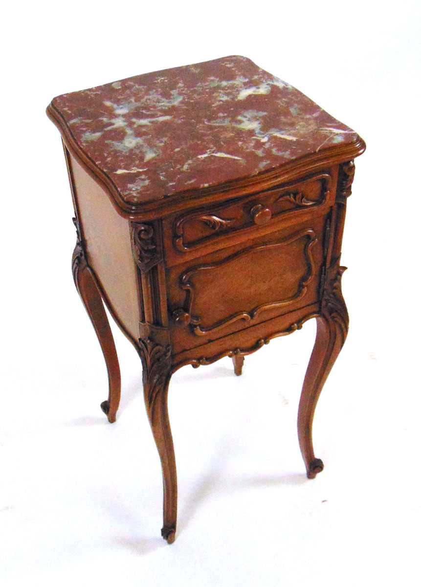 An early 20th century French oak and chestnut pot cupboard, with inset rouge marble top, above a - Image 5 of 8