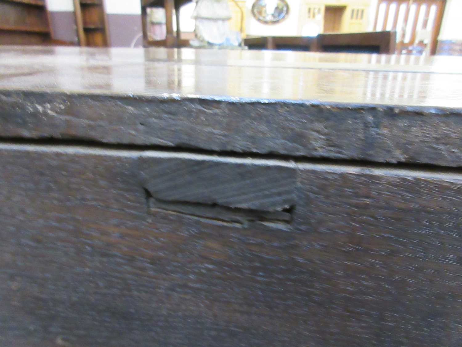 An 18th century oak and mahogany crossbanded dresser, the two plank top with moulded edge above - Image 21 of 26