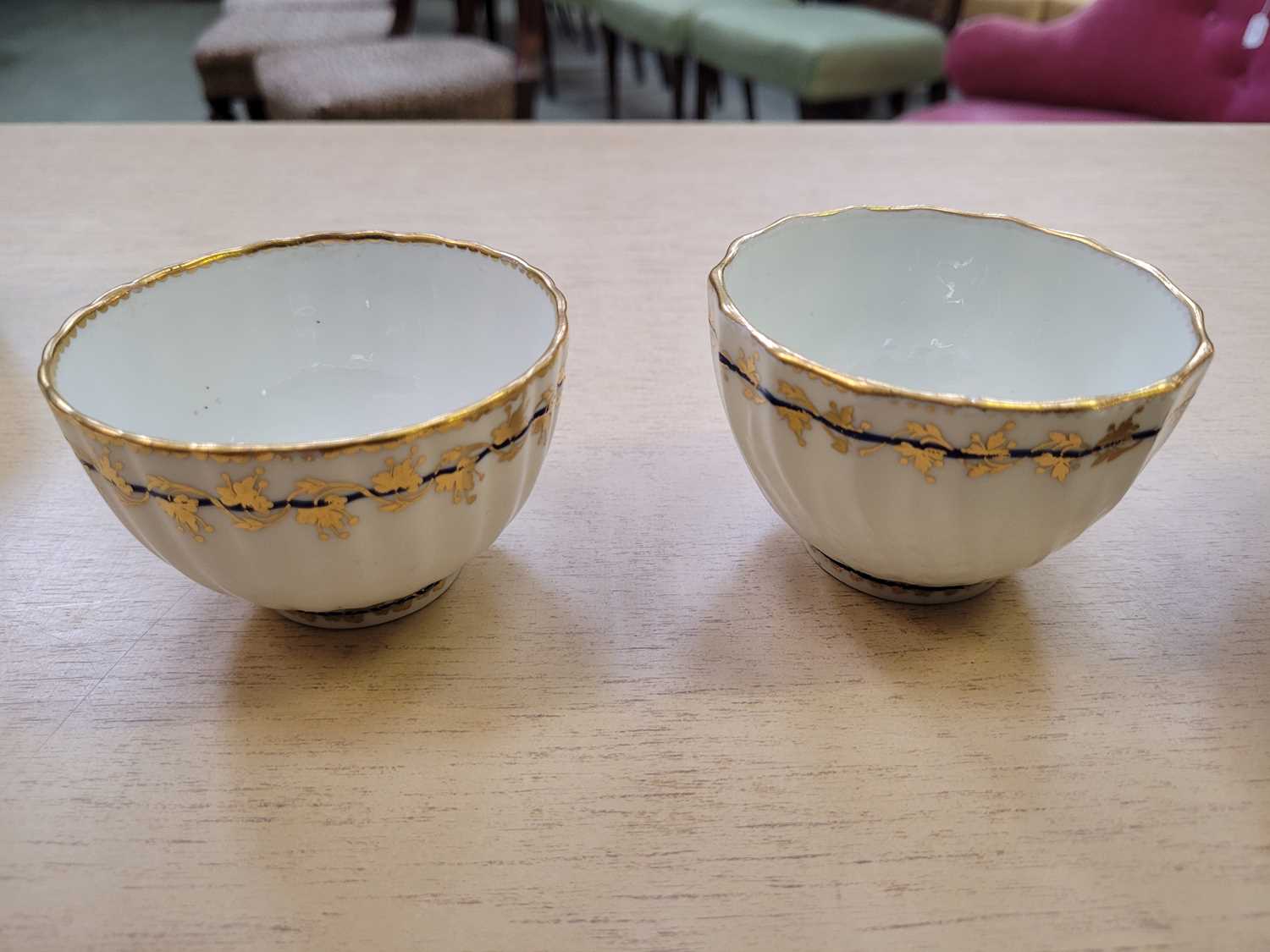 Two Derby porcelain tea bowls and saucers, late 18th century, one with spiral moulded fluting with - Image 5 of 14