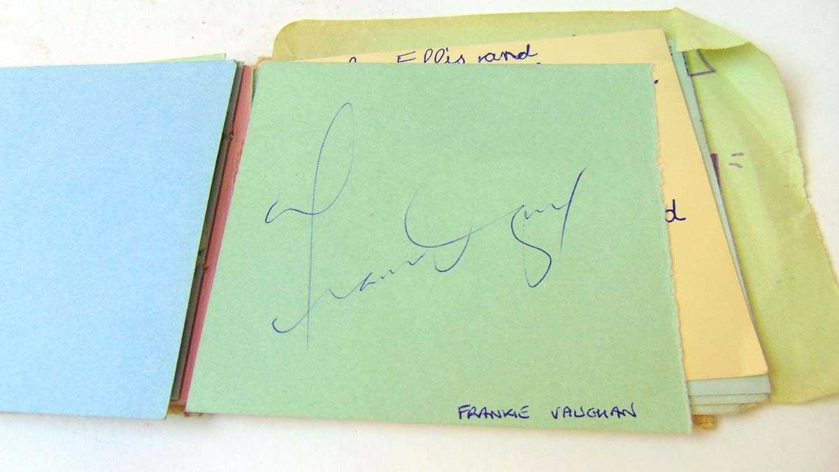An autograph album covering the 1950' & 60's, to include Paul McCartney, John Lennon & Ringo - Image 24 of 37
