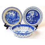 Early 19th century pearlware, comprising grazing rabbit and willow pattern ribbon plates and a