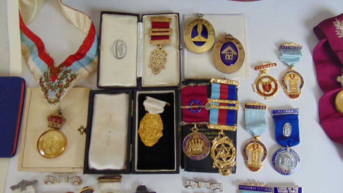 A collection of Masonic regalia, principally Warwickshire, to include numerous silver and silver - Image 6 of 13