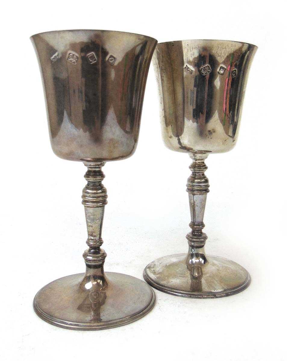 A pair of silver goblets, S J Rose & Son, London 1969, with silver gilt interior bowls, 16.5cm, - Image 2 of 2