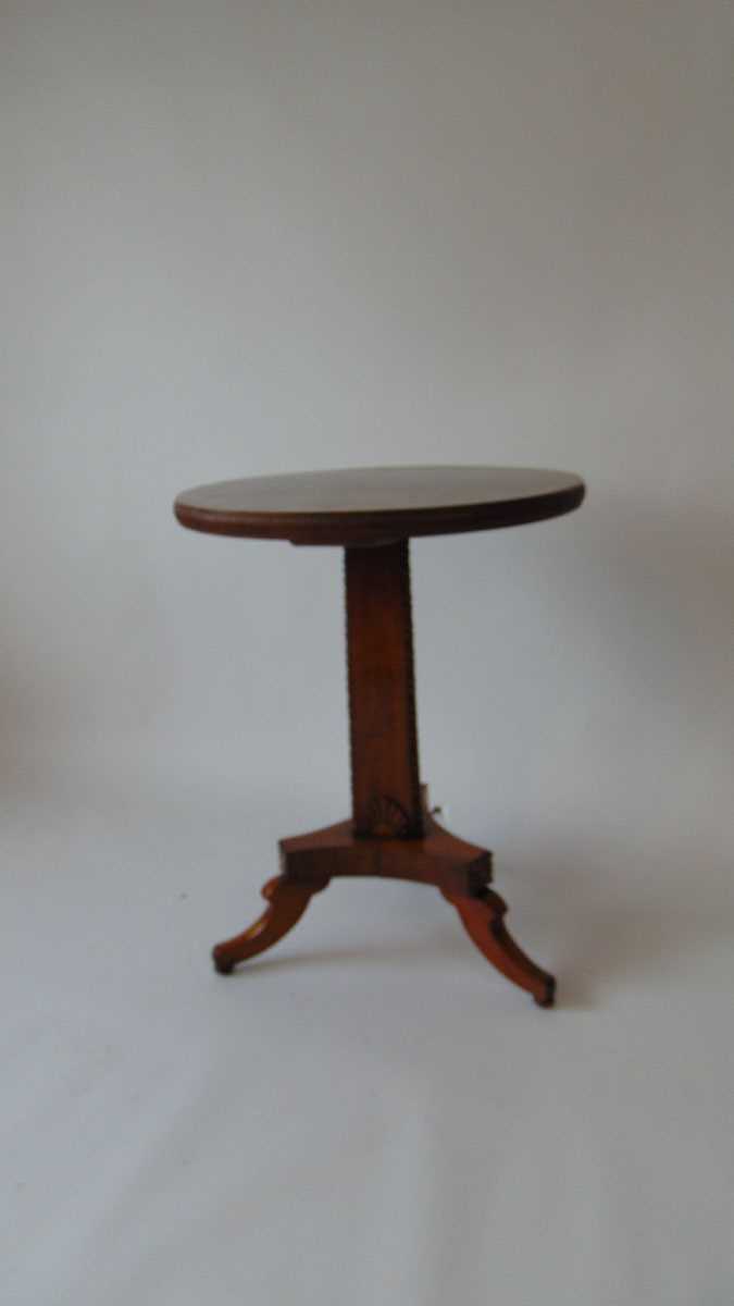 A Regency mahogany occasional table, the circular top with applied match striker edge, on a - Image 3 of 8