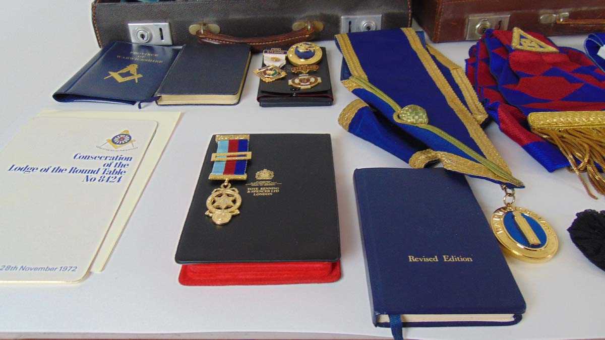 A collection of Masonic regalia, principally Warwickshire, to include numerous silver and silver - Image 12 of 13