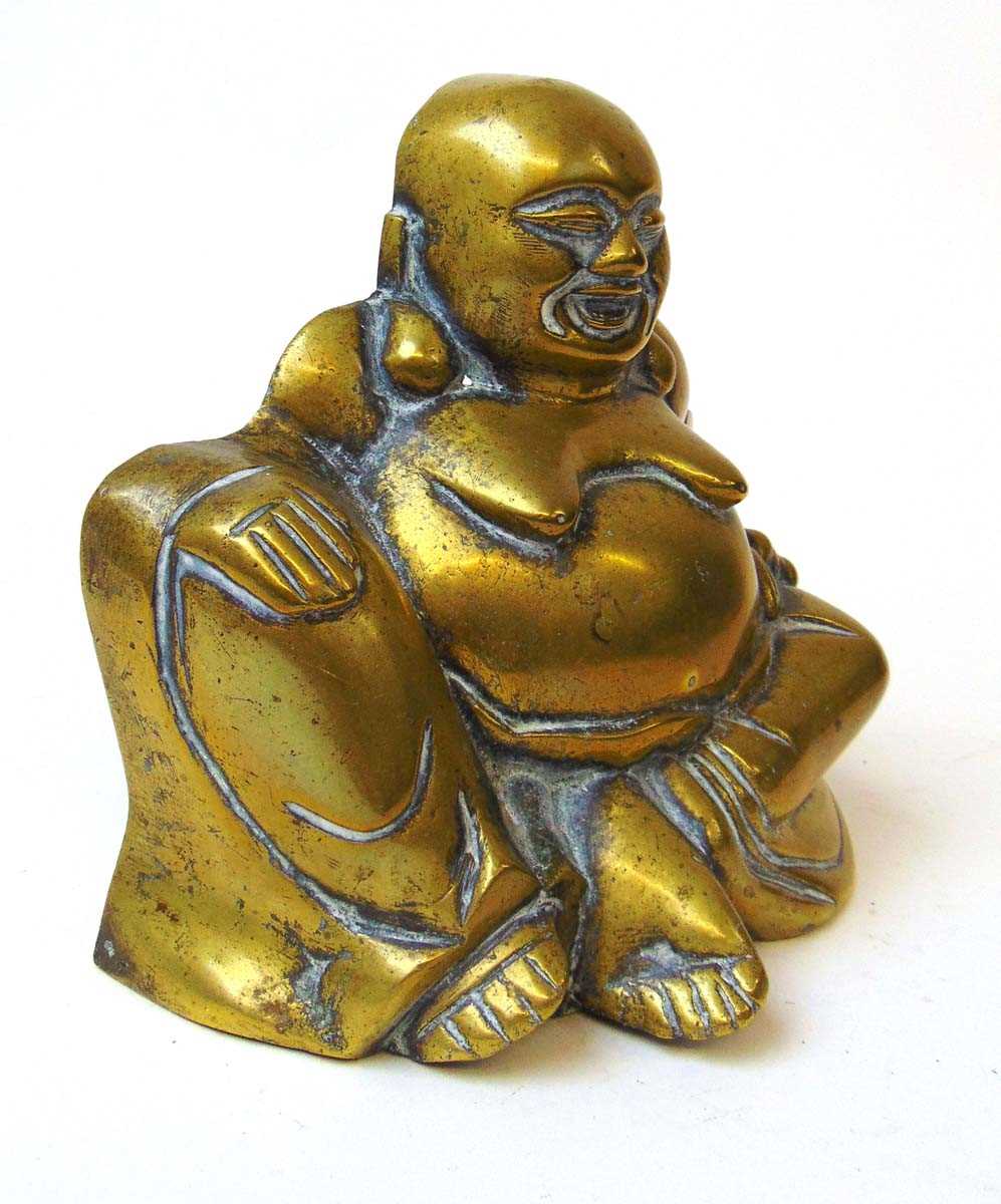 A cast brass figure of Hotei, the laughing buddha, cast with a smiling face and large exposed - Image 2 of 3