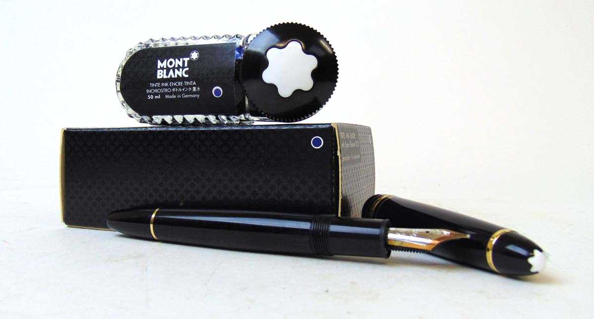 A Montblanc Meisterstuck fountain pen, with black polished resin body and gilt mounts, the 14k nib - Image 2 of 3