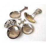 Four silver tea caddy spoons, to include makers Liberty & Co, Edinburgh 1987, with pierced leafy