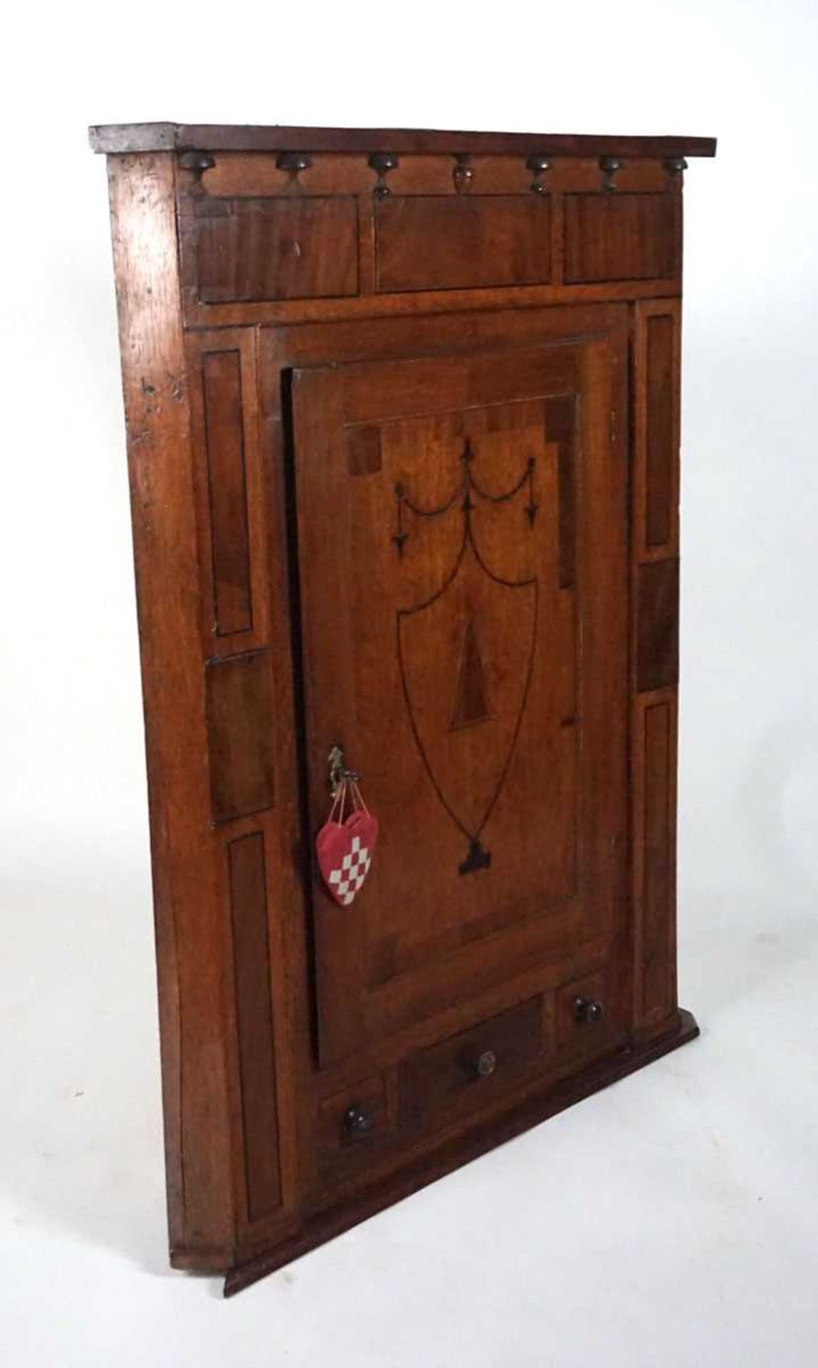 A provincial 19th century oak wall mounted corner cupboard, the door with inlaid ebony shield - Image 8 of 12