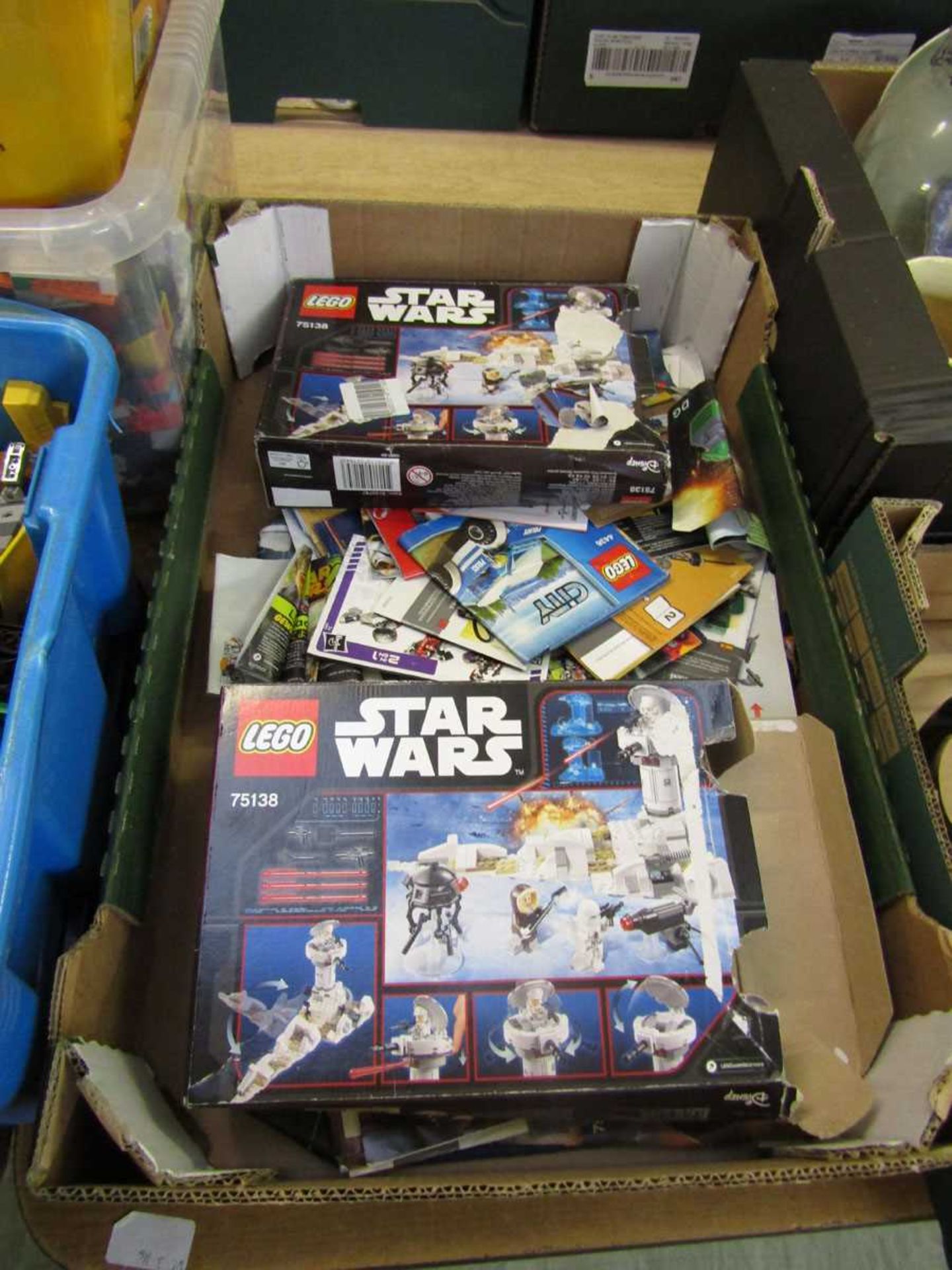 A selection of seven trays and boxes of various LEGO with assorted boxes and instructions - Image 4 of 4