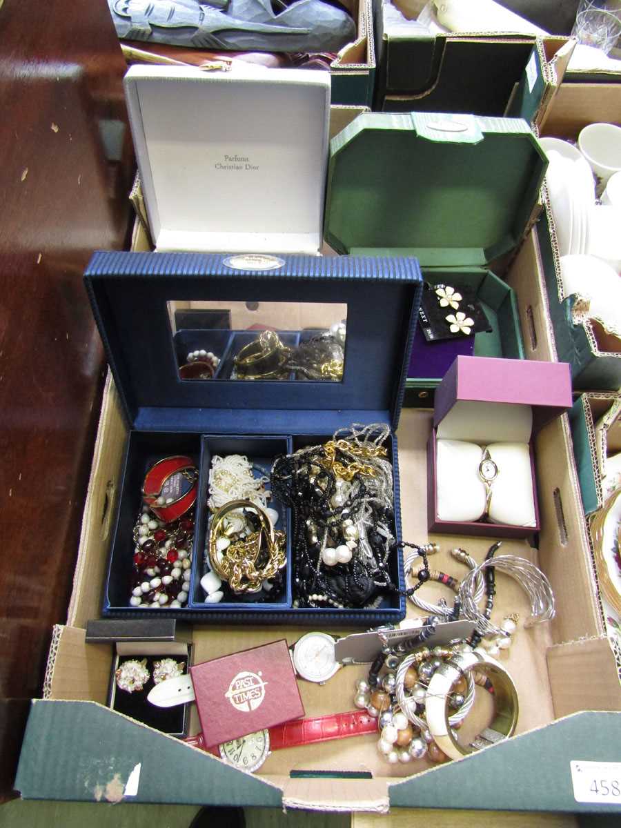A tray containing a large quantity of costume jewellery to include beads, bangles, etc