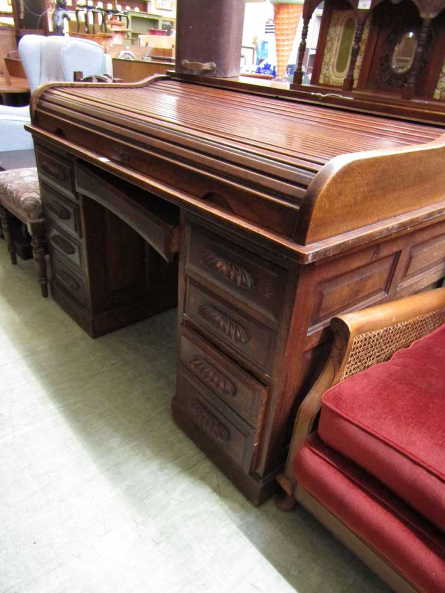 An early 20th century roll top twin pedestal desk (Minus screws)