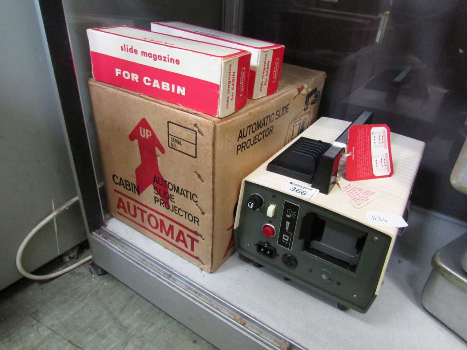 A Cabin Automat slide projector with accessories