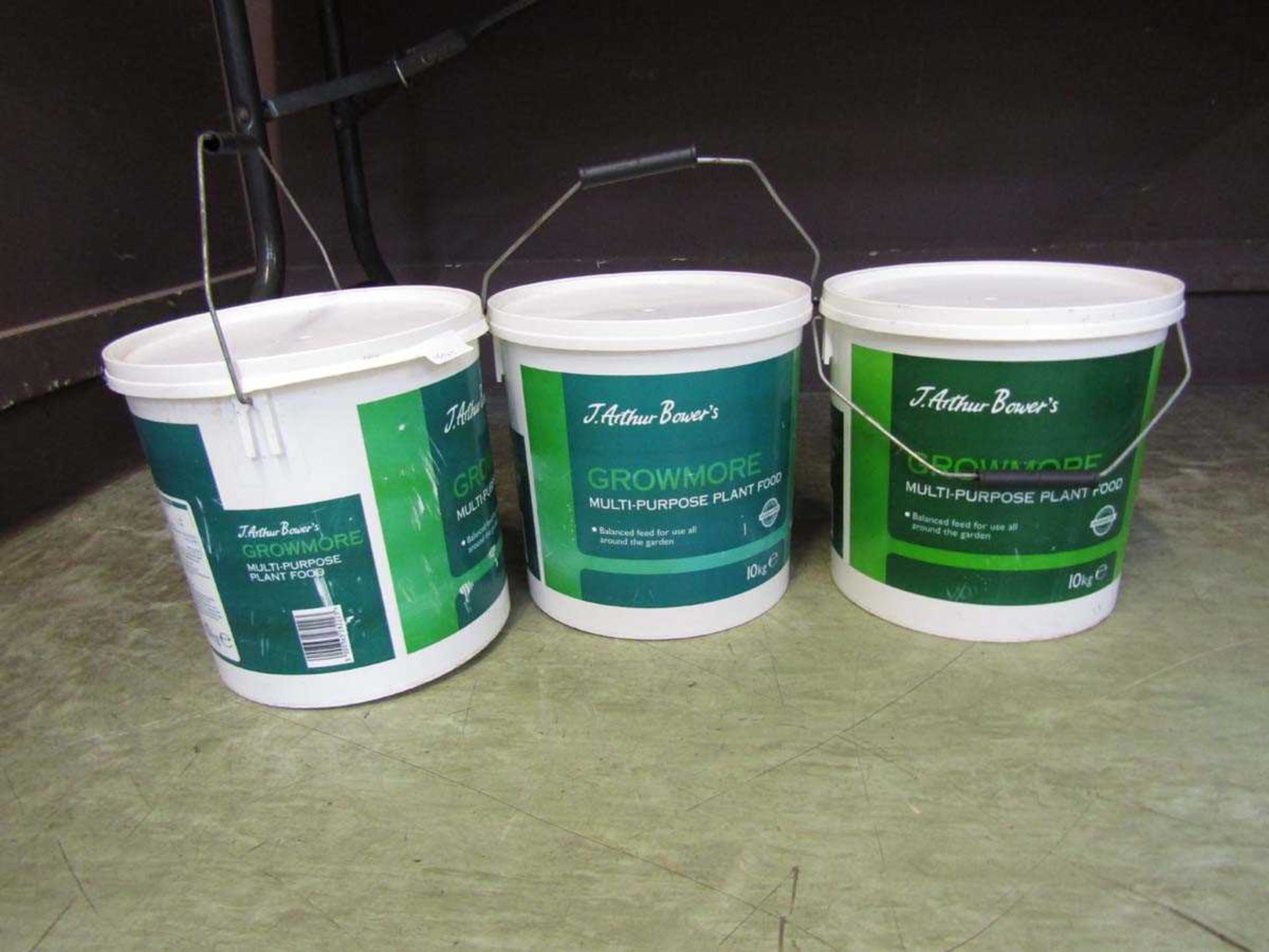 Three 10KG pots of Growmore multi-purpose plant food