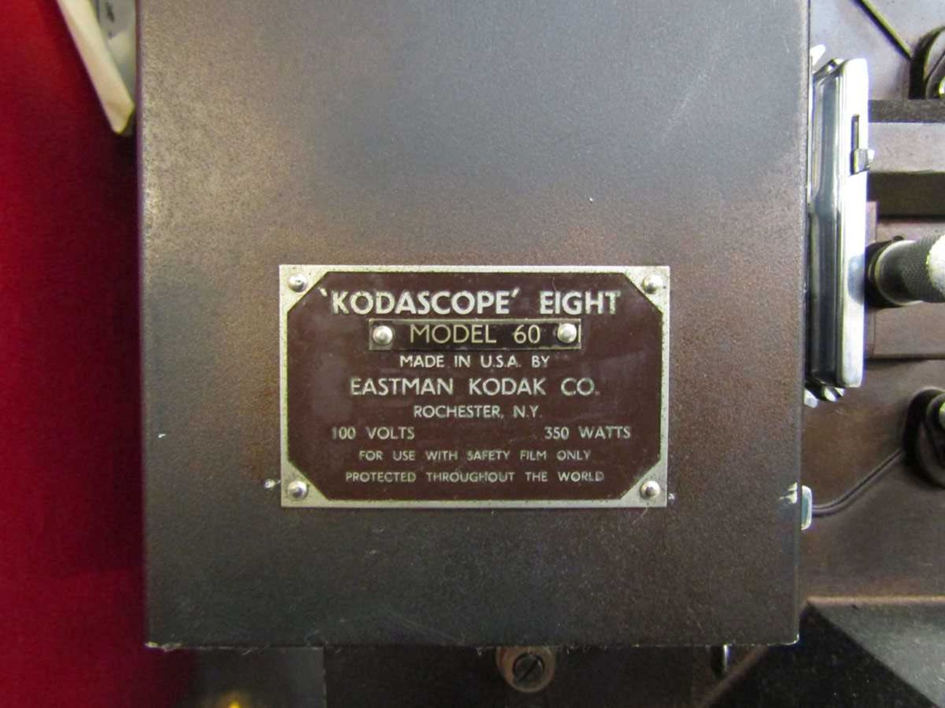 A cased Kodascope 8 model 60 projector for 8mm film - Image 2 of 2