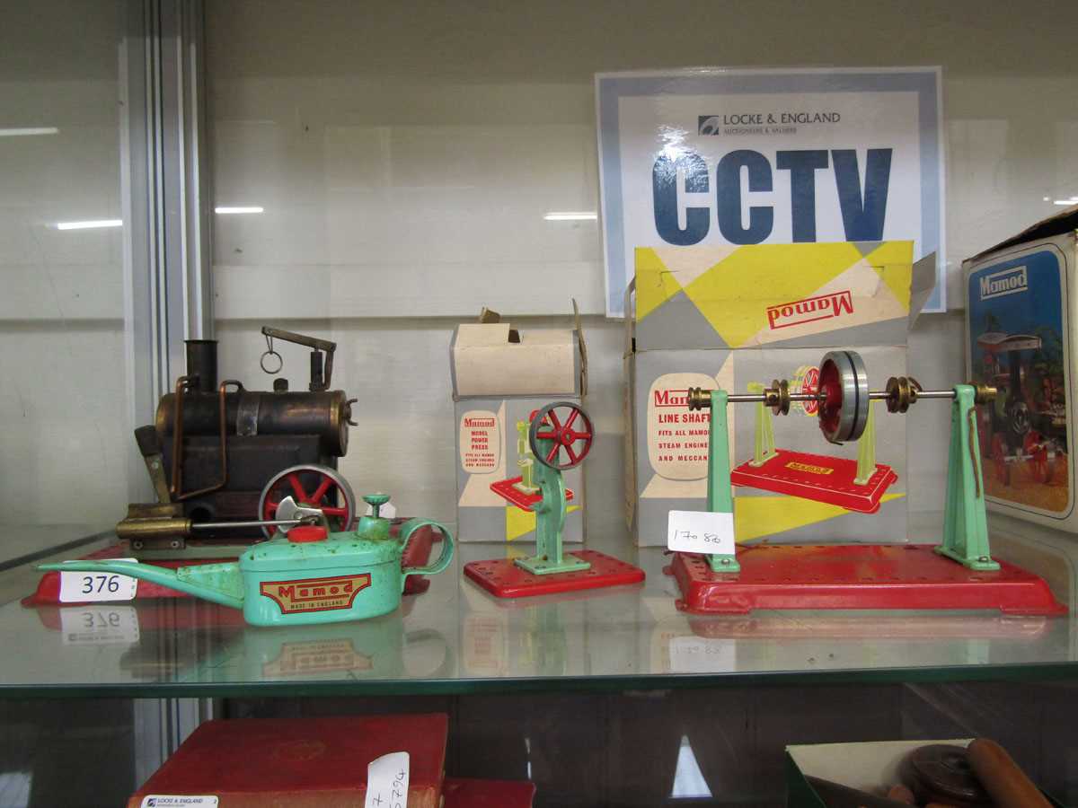 An mid-20th century Mamod stationary steam engine with oil can and two boxed Mamod items - a Model