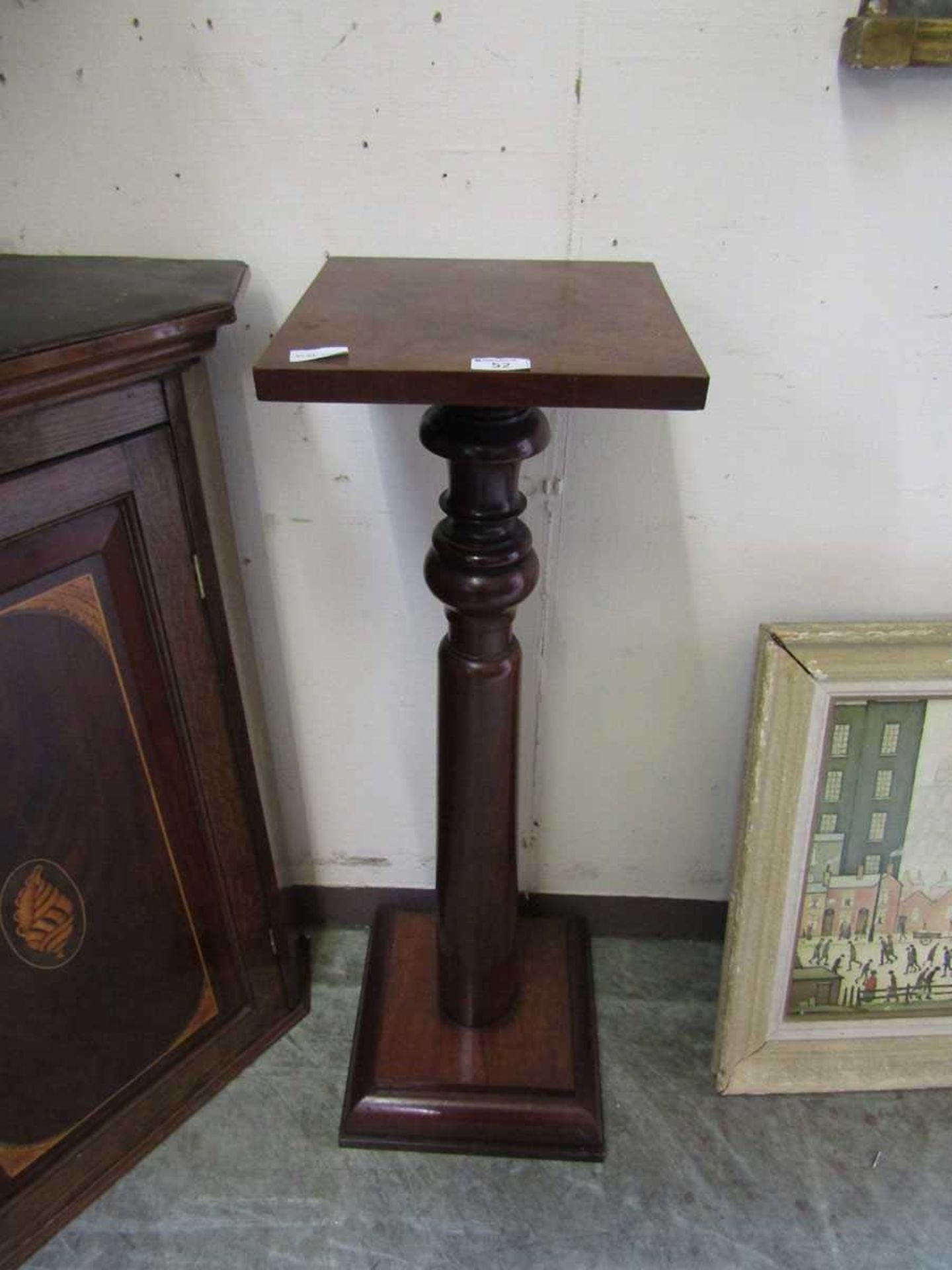 A Victorian mahogany jardiniere stand