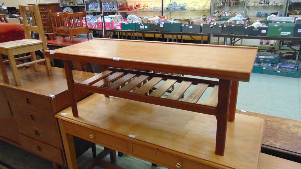 A mid-20th century teak coffee table with slatted under tier approx 46cm