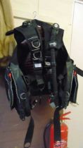 An XL 'Back Protection Scuba Diving Jacket' by Mares