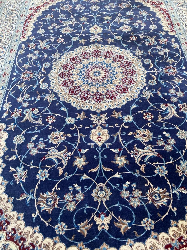 FINE PART SILK PERSIAN ISPHAHAN DESIGN CARPET, 260cm x 180cm. - Image 6 of 11