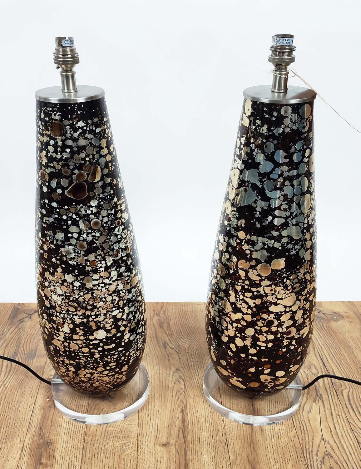 JULIAN CHICHESTER TOTNES TABLE LAMPS, a pair, 66cm H approx. (2) - Image 2 of 17