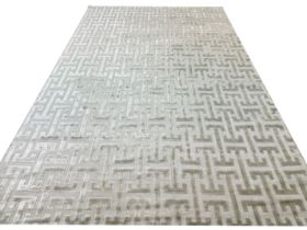 FINE CONTEMPORARY SILVER ART DECO DESIGN CARPET, 280cm x 183cm.