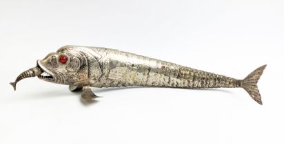 A 19TH CENTURY/EARLY 20TH CENTURY RETICULATED MODEL OF A FISH, silver plated, with red eyes and a