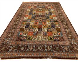 FINE QUM DESIGN CARPET, 301cm x 200cm.