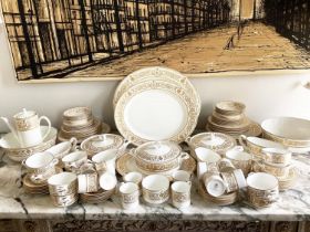 DINNER SERVICE, English fine bone China royal Worcester, Hyde Park, 12 place, 8 piece settings,