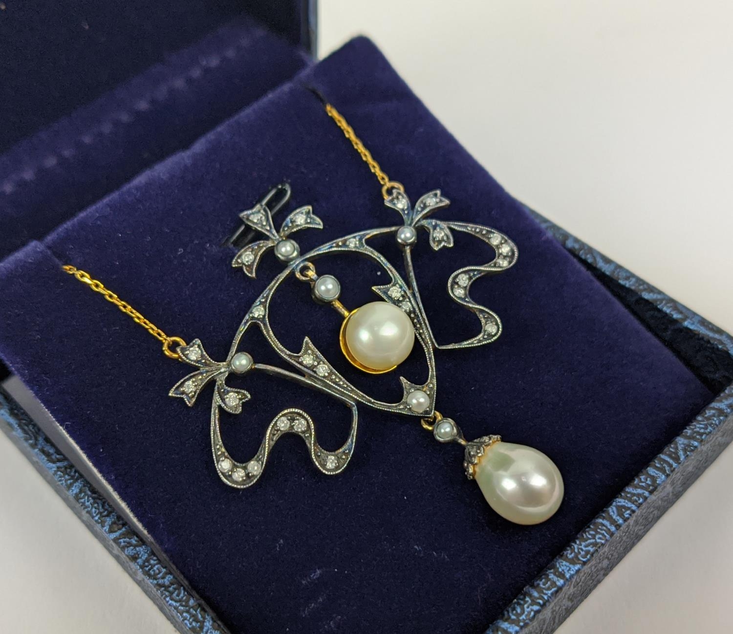AN ART NOUVEAU STYLE 9CT WHITE AND YELLOW GOLD PENDANT NECKLACE, set with diamonds and pearls, - Image 2 of 5