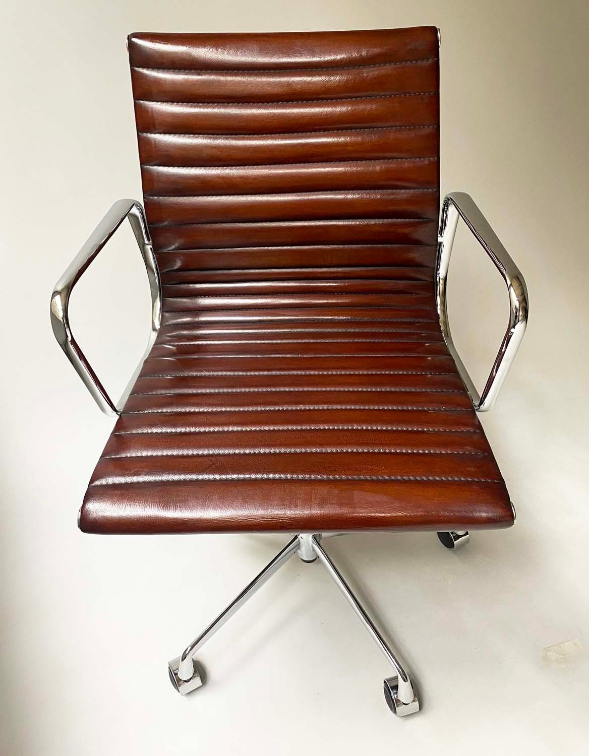 AFTER CHARLES AND RAY EAMES ALUMINIUM GROUP STYLE DESK, with ribbed natural mid brown leather - Image 6 of 9