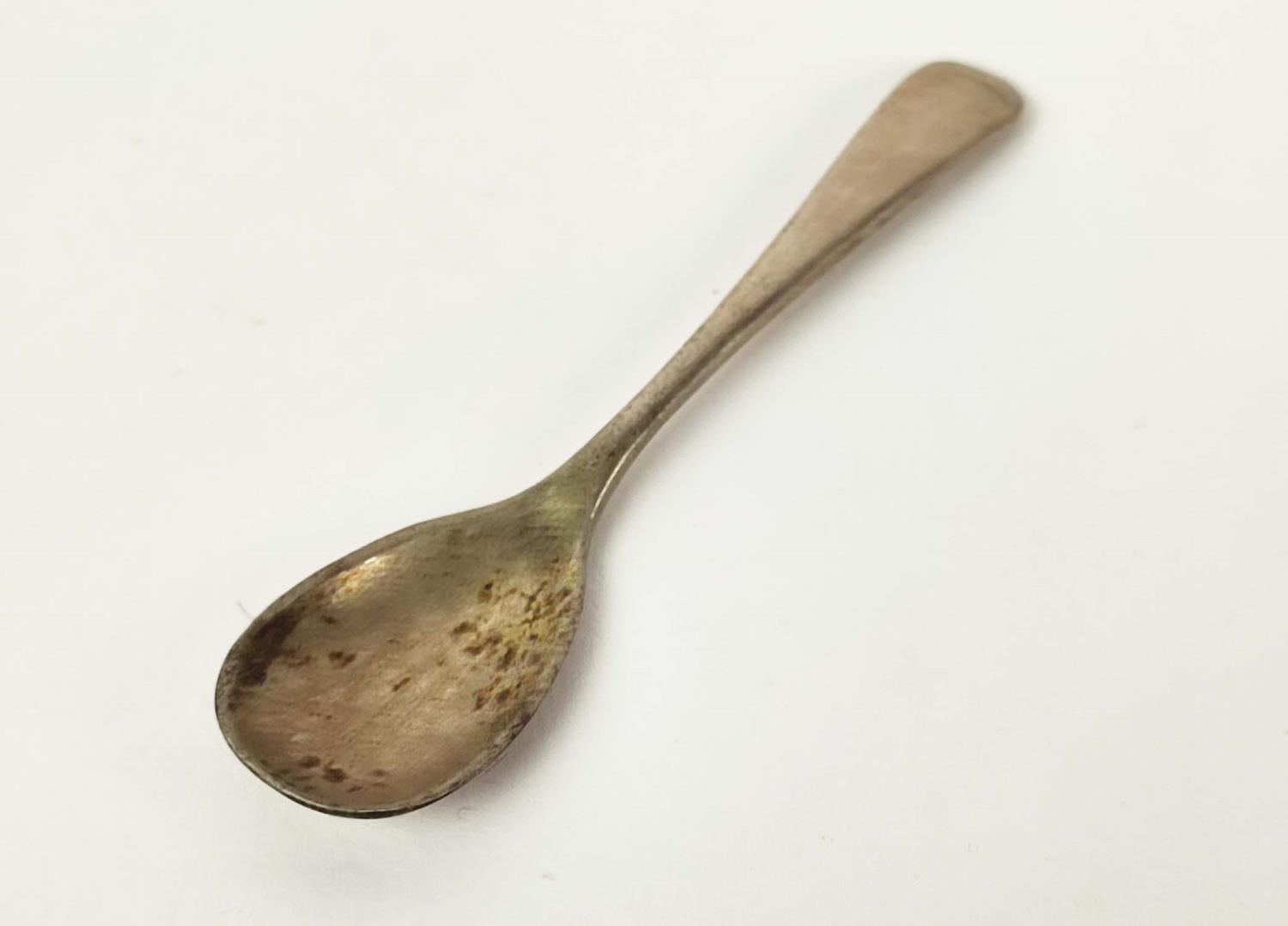 A COLLECTION OF GEORGE III AND LATER STERLING SILVER SPOONS, marked for various Assey Offices, - Image 7 of 9